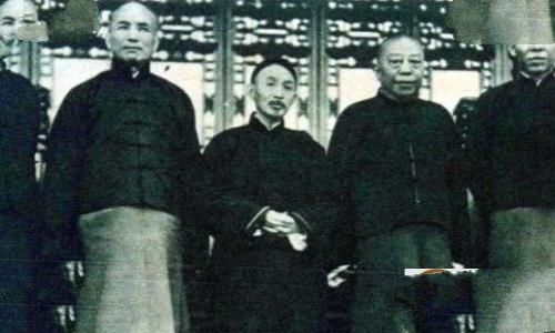 黄金荣照片