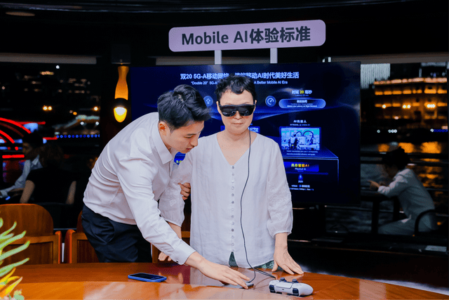 上海双万兆网络新纪元5G-A与F5G-A共绘智慧生活蓝图