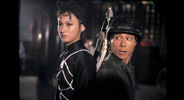 89针伤疤见证影后传奇！惠英红65岁拼命拍戏成香港首位三金影后