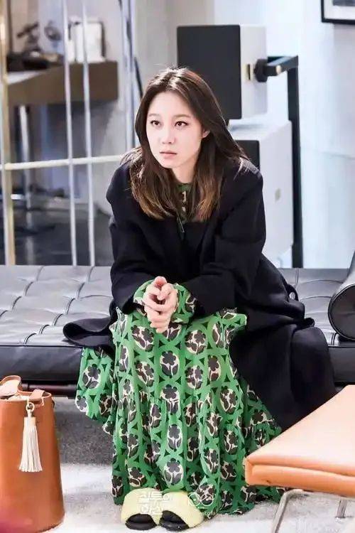 强捧出道她能红吗