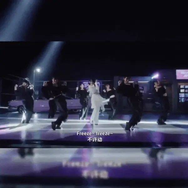 强捧出道她能红吗