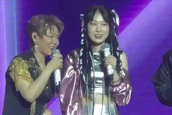 强捧出道她能红吗