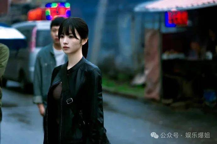 2025626周柯宇和热巴可能田曦薇低智商犯罪星助理工资杨颖婚内张大大星们会高尔夫等有利于业务