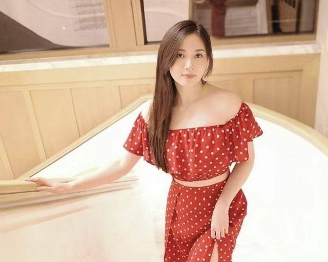 恭喜！TVB知名女星不排除闪婚和富二代关系比朋友更亲密