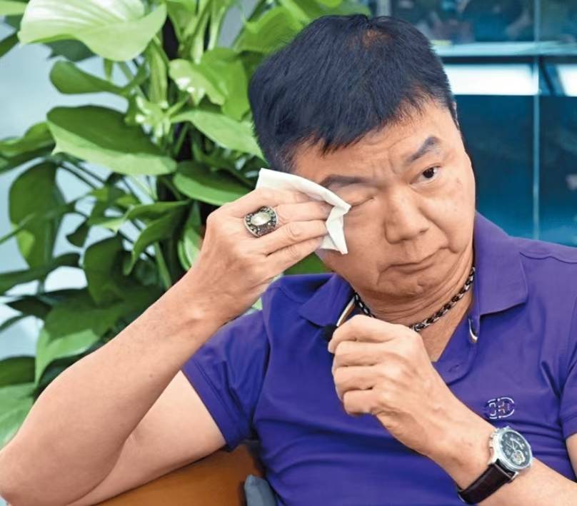 难过！前TVB绿叶妻子离世后直认情绪飘忽更信对方从未离开自己