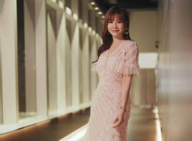 恭喜！TVB知名女星不排除闪婚和富二代关系比朋友更亲密