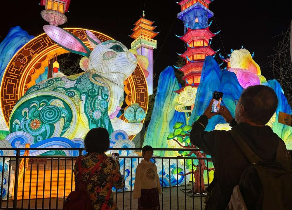 潮体验、微度假、热IP——中秋节假期各地消费市场扫描